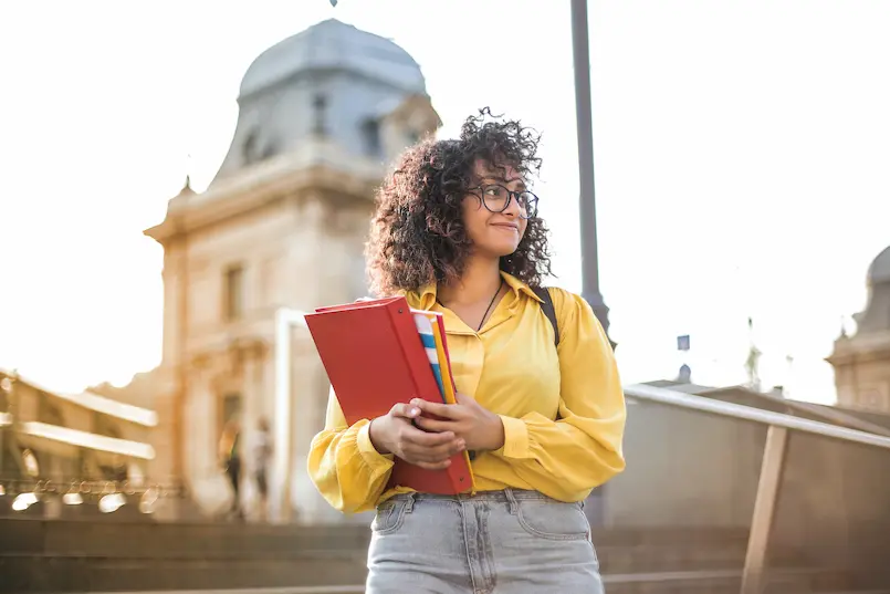Prêt Scolaire Finzeia-Credito® – Investissez dans l’avenir